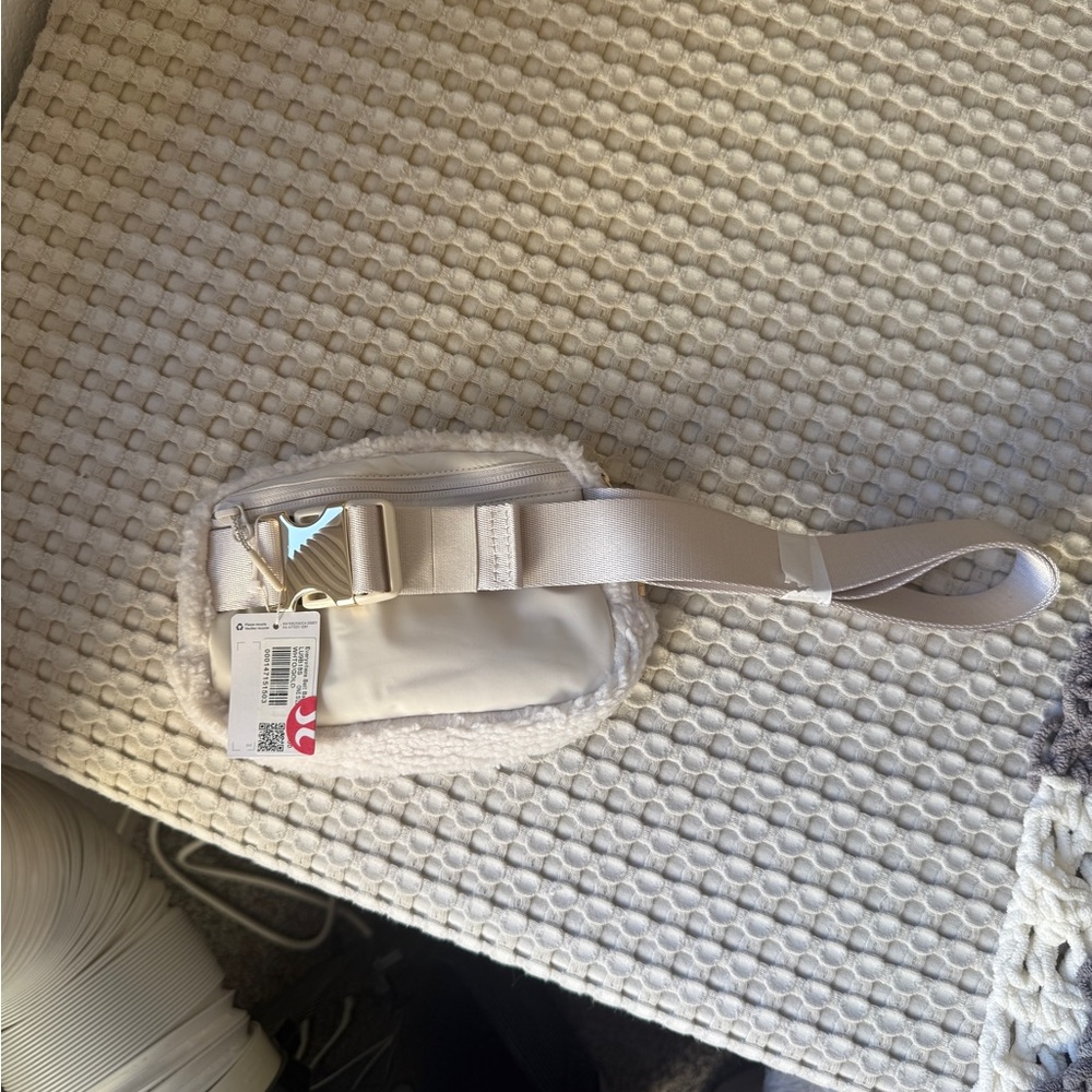 Lululemon Athletica White and Gold Everywhere Belt Bag